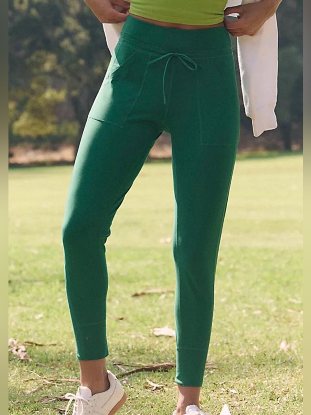 🌺NWT FP MOVEMENT NEVER BETTER GREEN JOGGER PAMT SIZE SMALL🌺.
